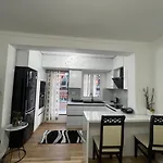 Flat In Berat's Center & Great Terrace * Berat