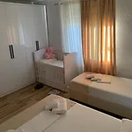 Flat In Berat's Center & Great Terrace