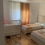 Flat In Berat's Center & Great Terrace * Berat