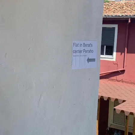 Flat In Berat's Center & Great Terrace