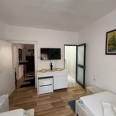 Quarto em Acomodações Particulares Flat In Berat's Center & Great Terrace